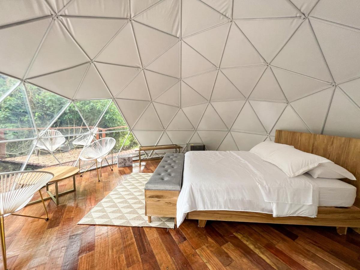 Solana Glamping Hotel Pereira Exterior photo